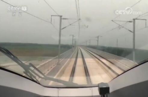 2019国考申论热点素材：中国高铁自动驾驶试验启动 持续领跑世界